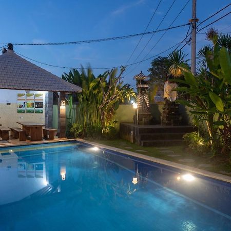 Cempaka Mas Guest House Canggu 외부 사진